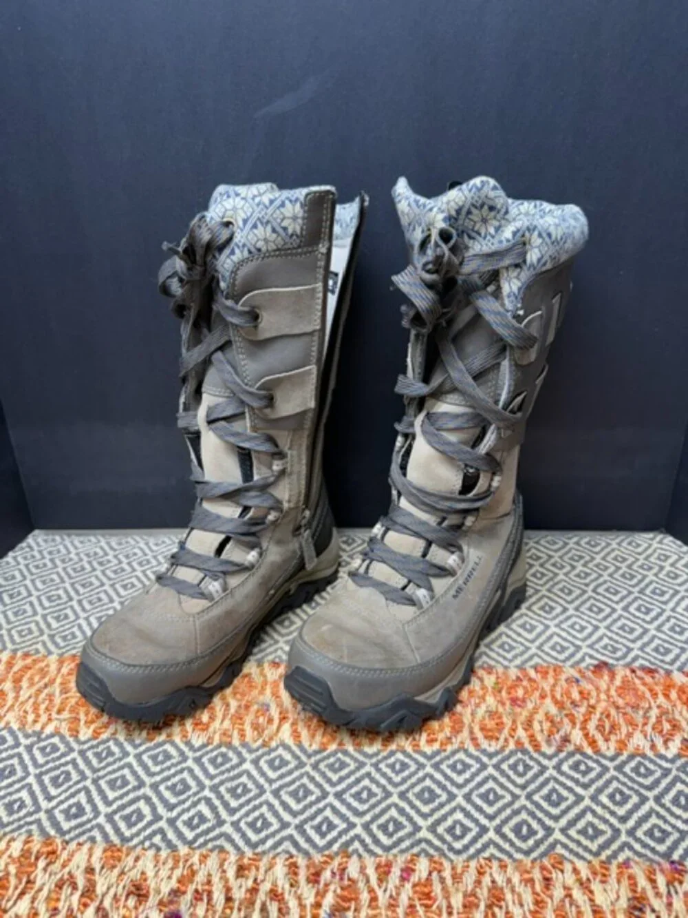 Merrell Polarand Rove Peak Woman's Size 6